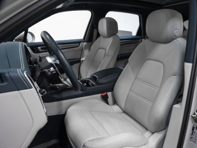 2023 Porsche Cayenne Cayenne Platinum Edition (MY23)