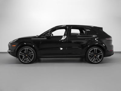 2023 Porsche Cayenne Platinum Edition