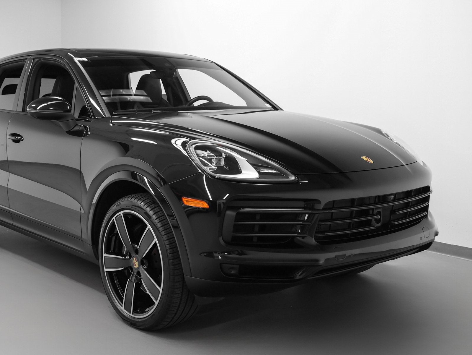 2023 Porsche Cayenne Platinum Edition