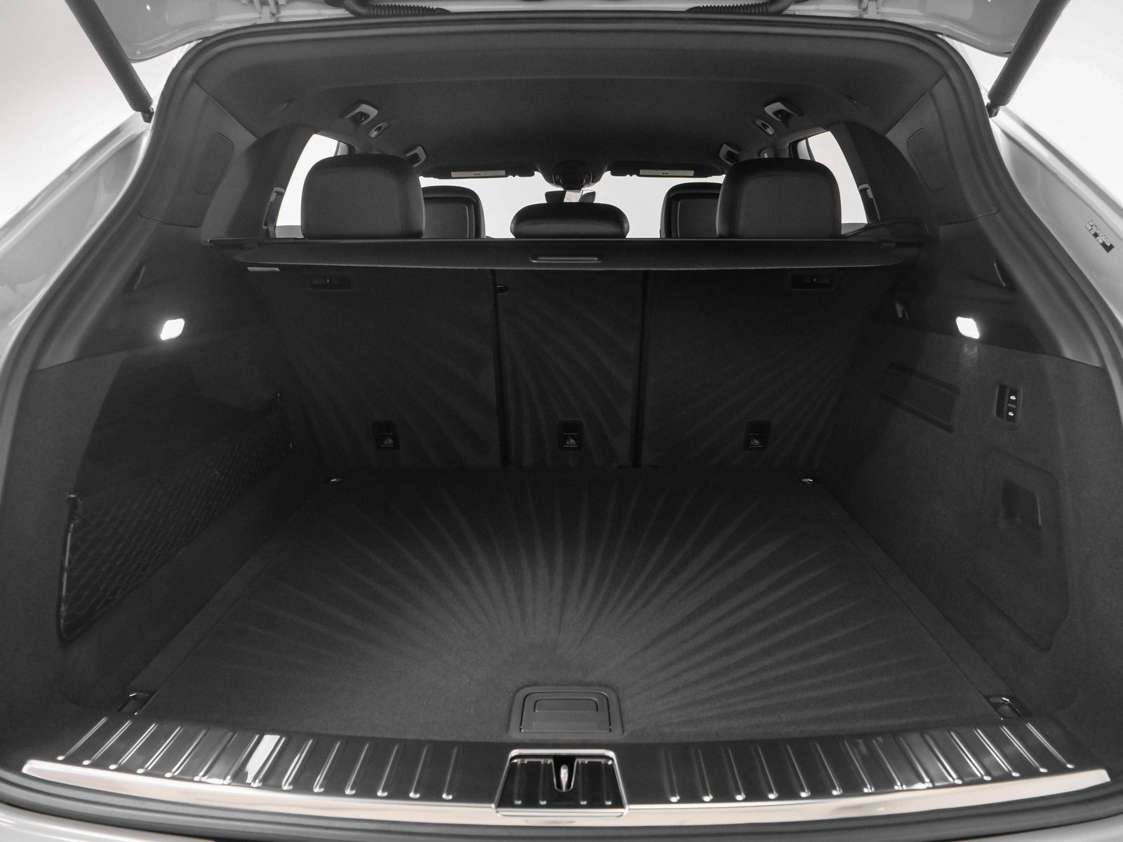 2025 Porsche Cayenne Base