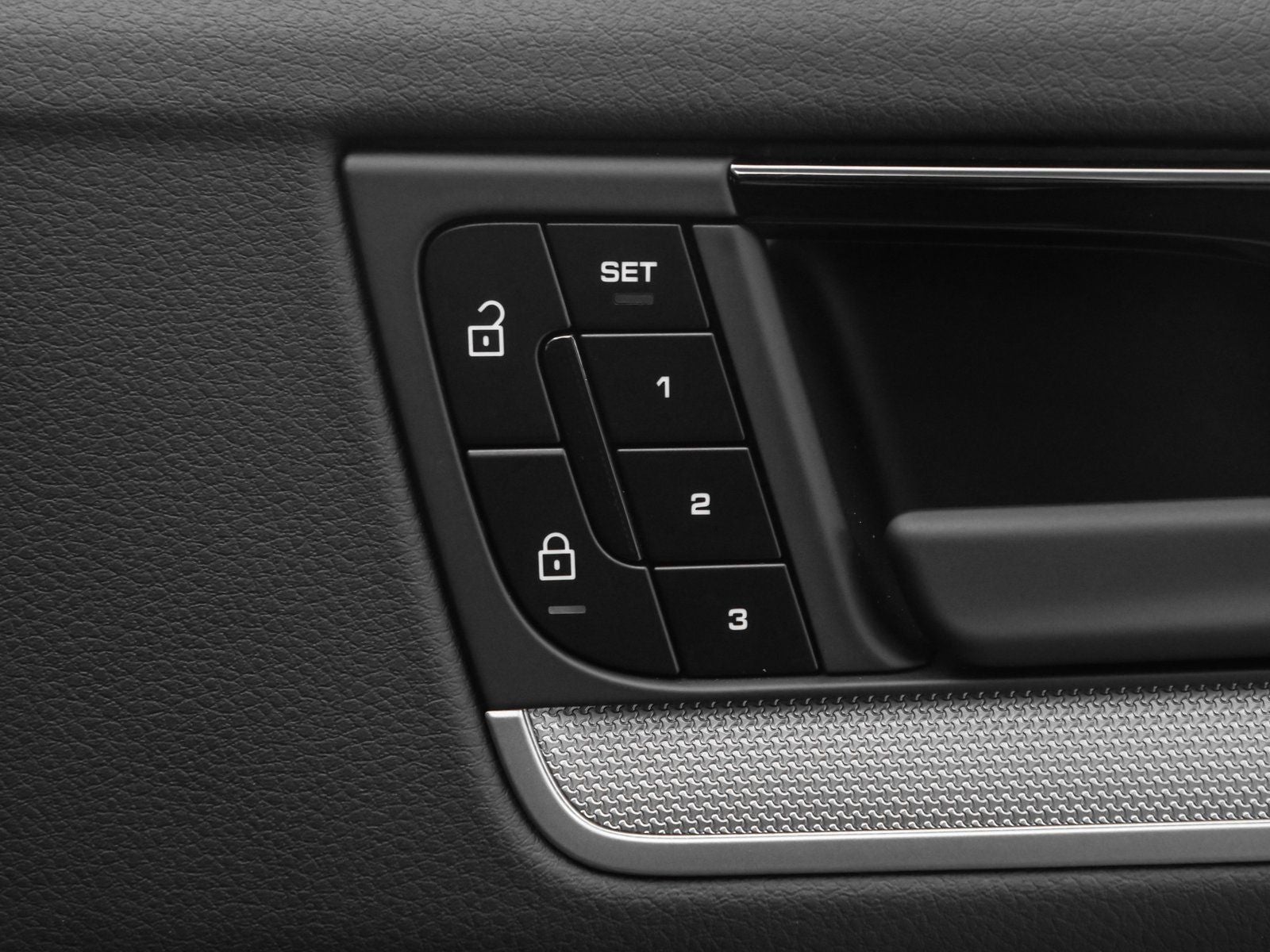 2025 Porsche Cayenne Base