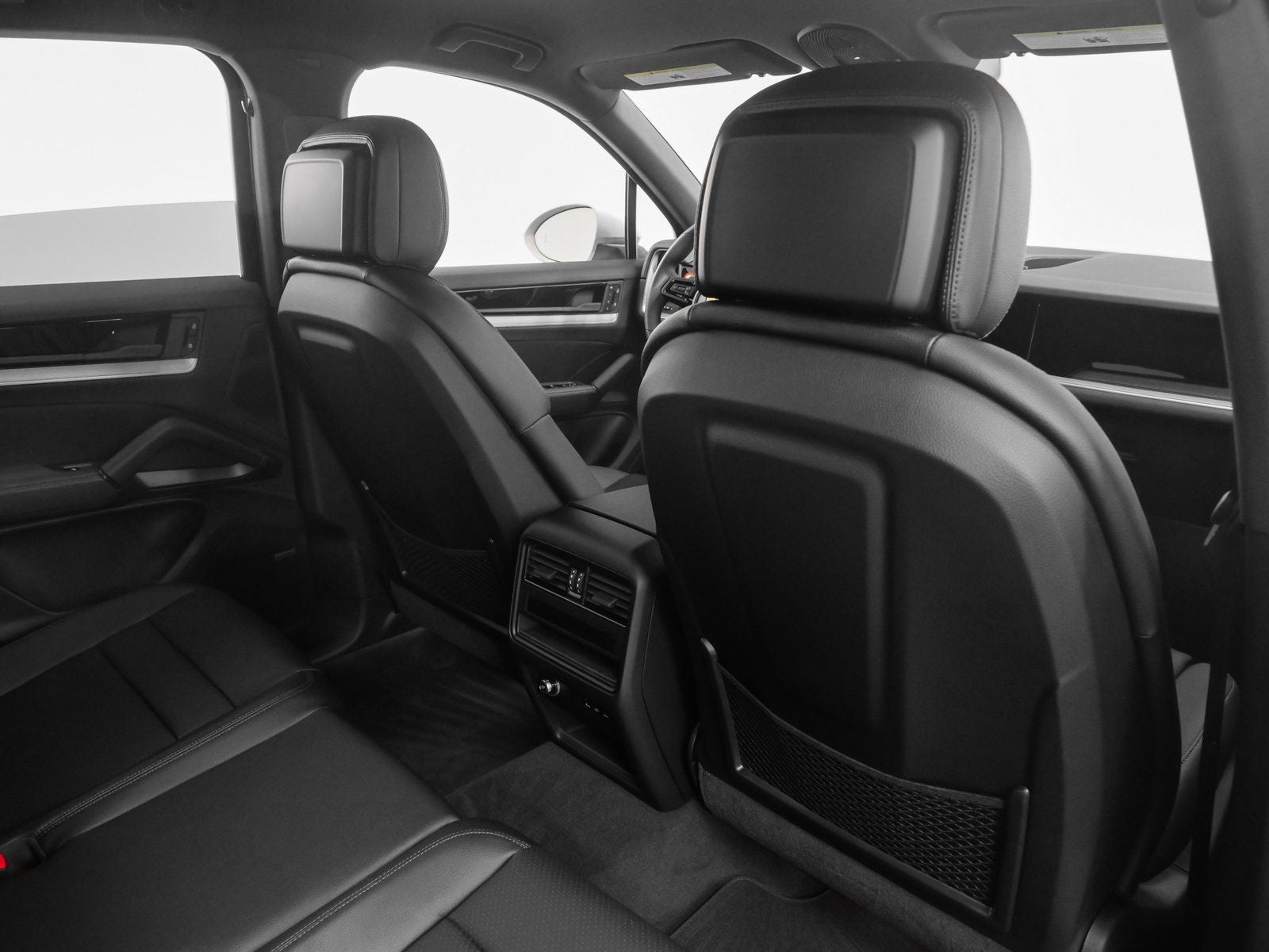 2025 Porsche Cayenne Base