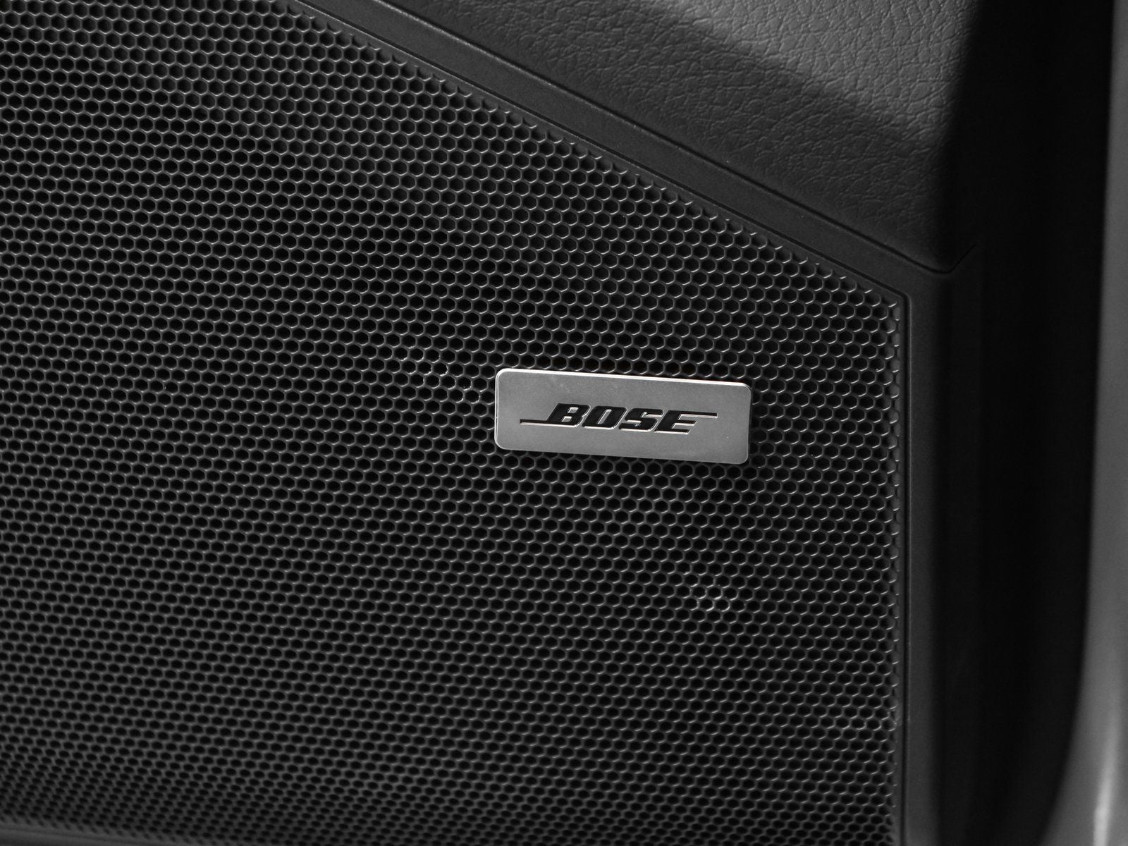 2025 Porsche Cayenne Base