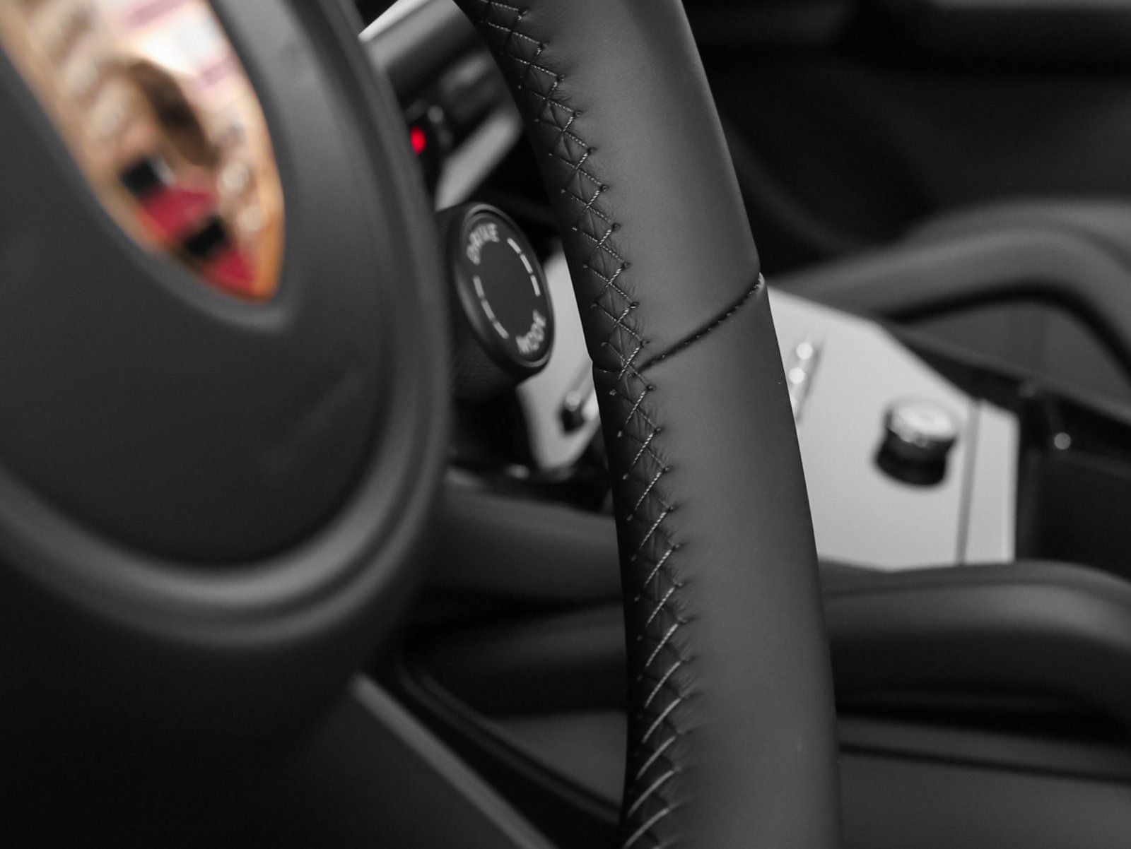 2025 Porsche Cayenne Base