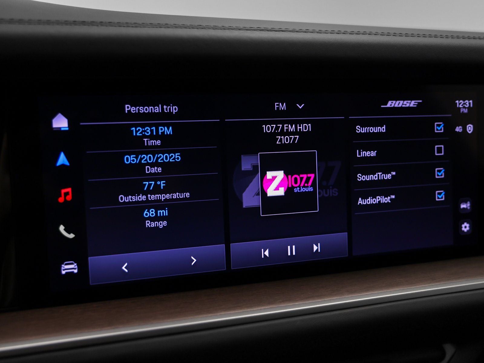 2025 Porsche Cayenne Base