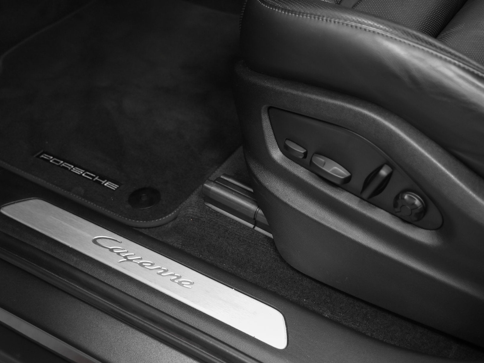 2023 Porsche Cayenne Cayenne