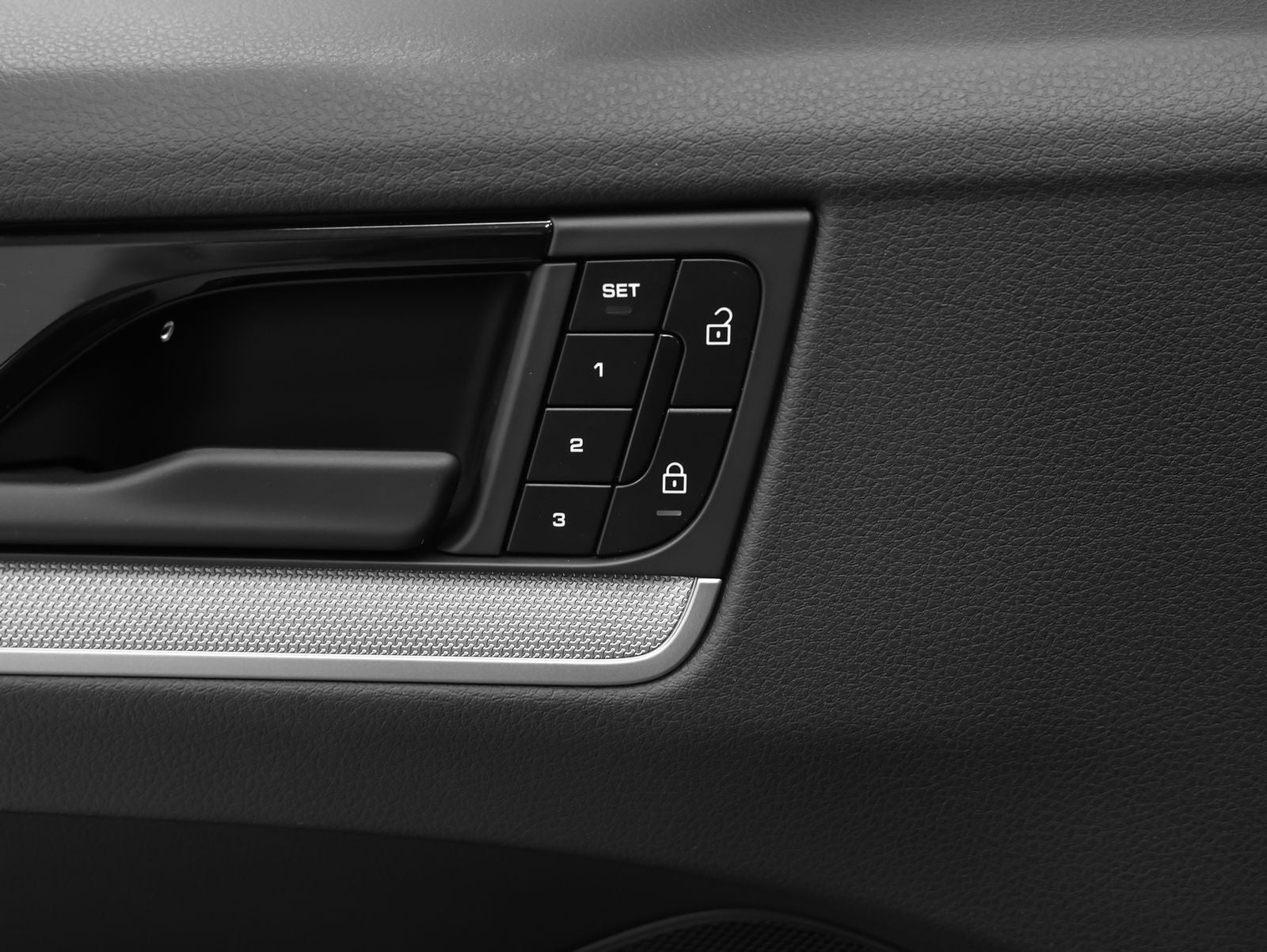2025 Porsche Cayenne Base