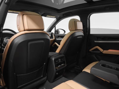 2025 Porsche Cayenne Base