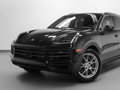 2025 Porsche Cayenne Base