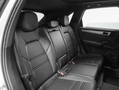 2021 Porsche Cayenne Base