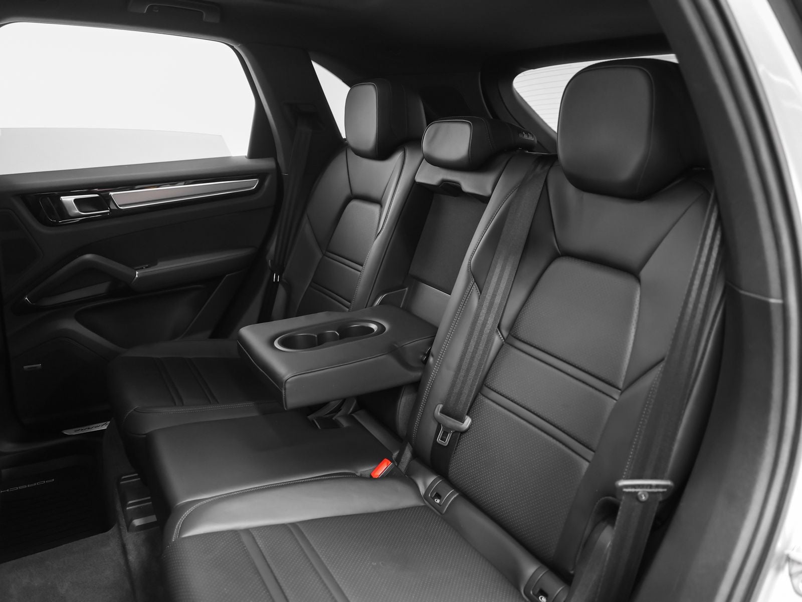 2021 Porsche Cayenne Base
