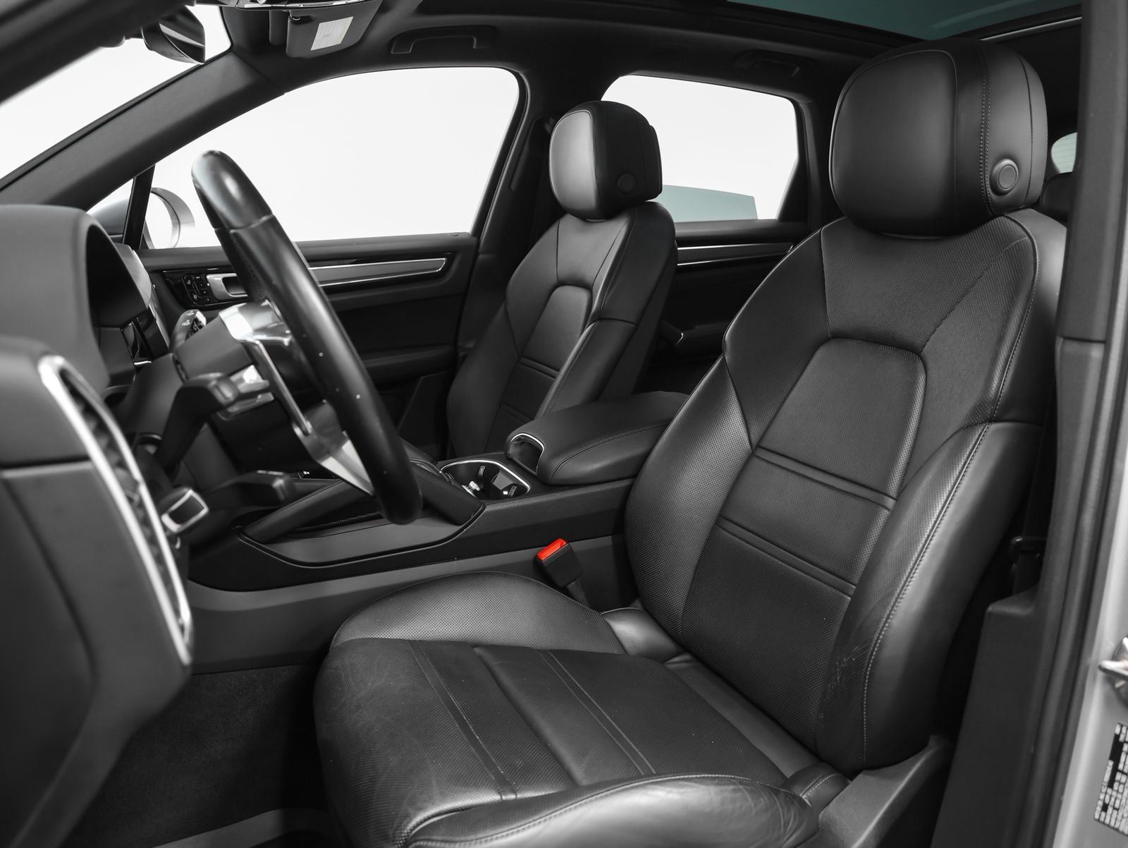 2021 Porsche Cayenne Base
