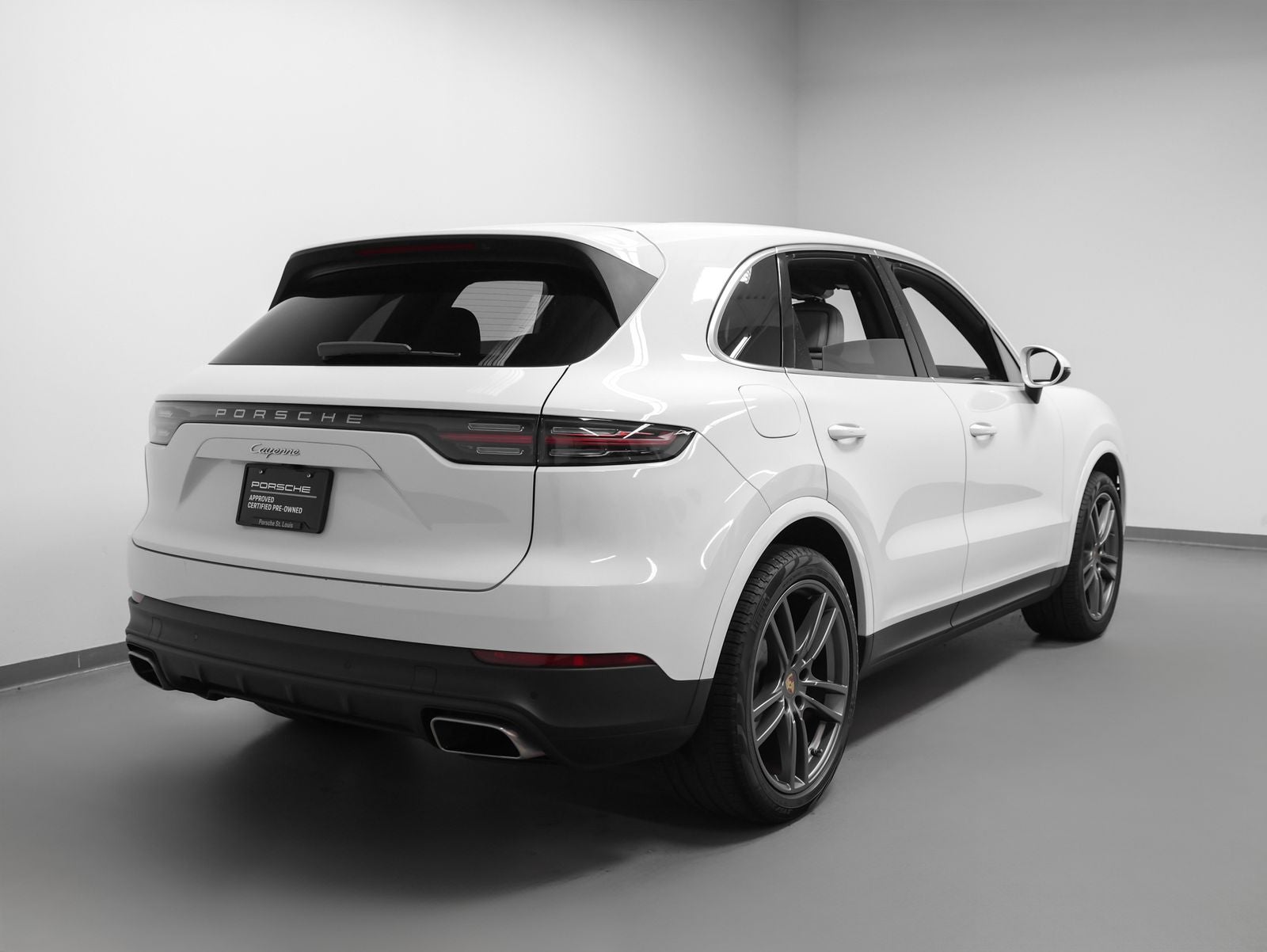 2023 Porsche Cayenne Base