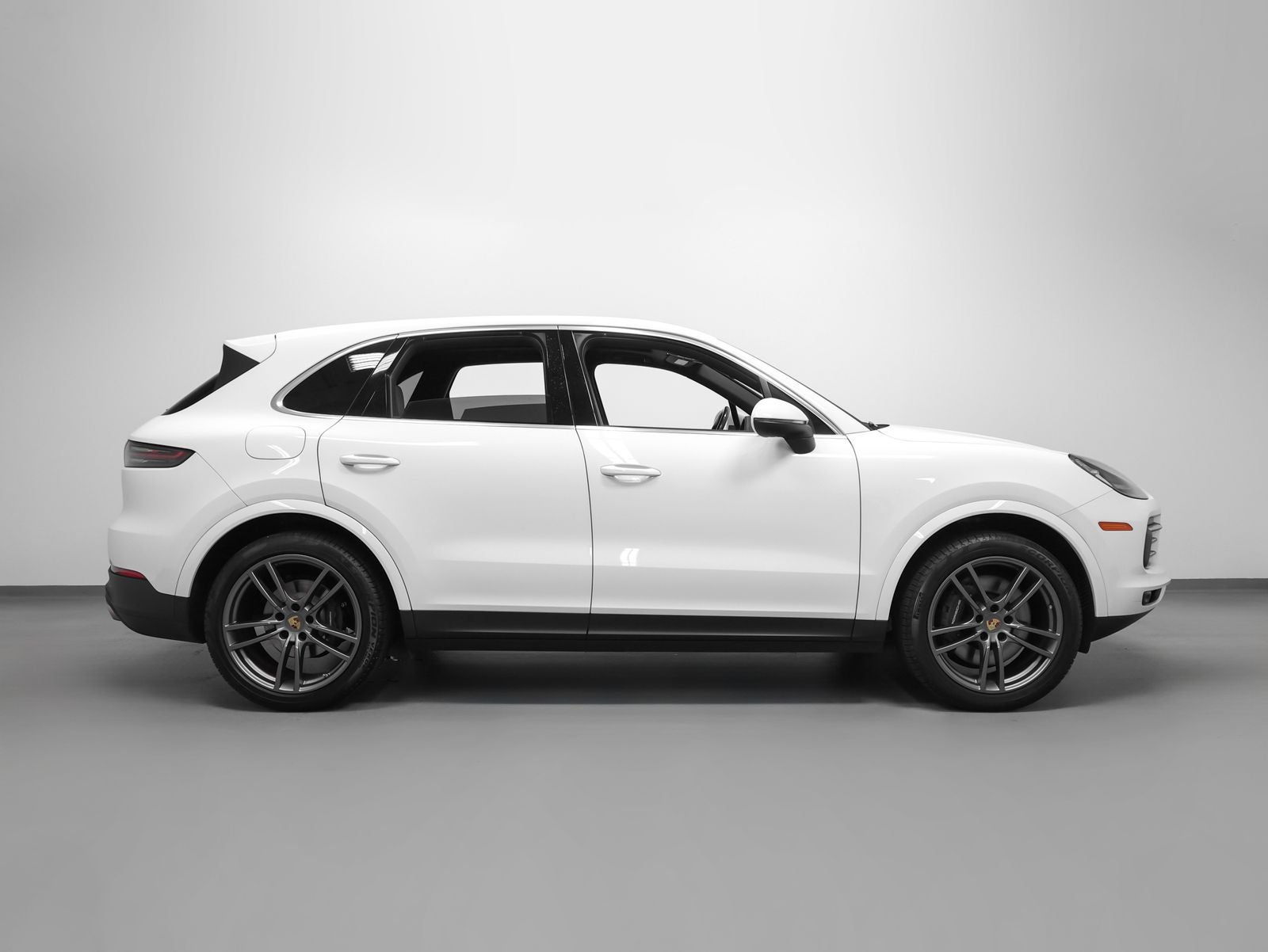 2023 Porsche Cayenne Base