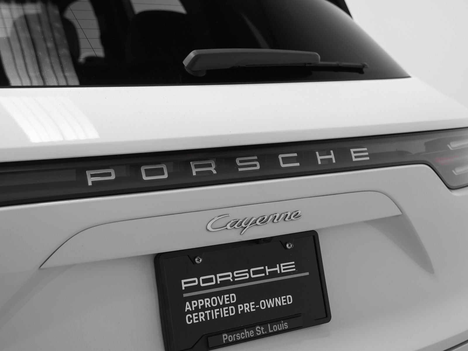 2023 Porsche Cayenne Base