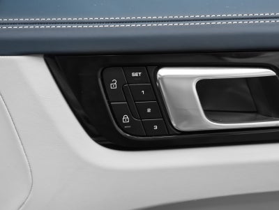 2023 Porsche Cayenne Base