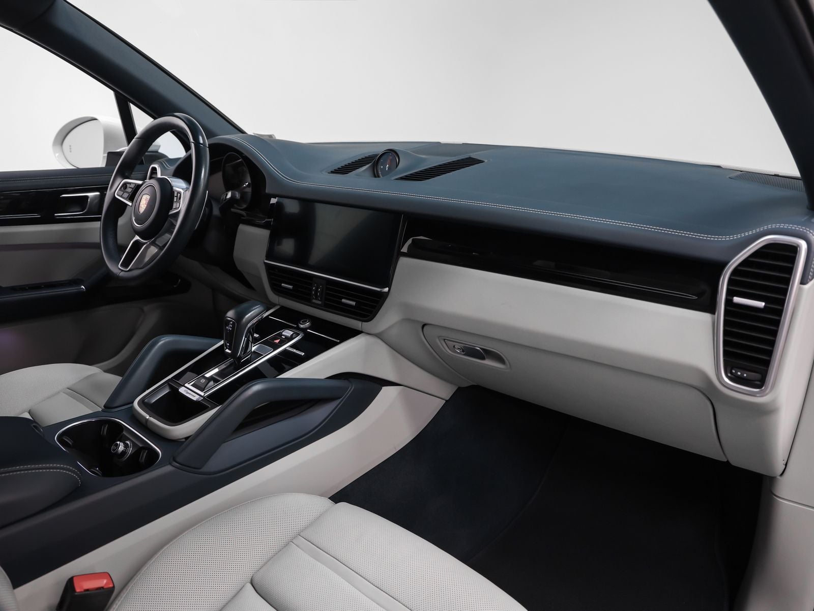 2023 Porsche Cayenne Base