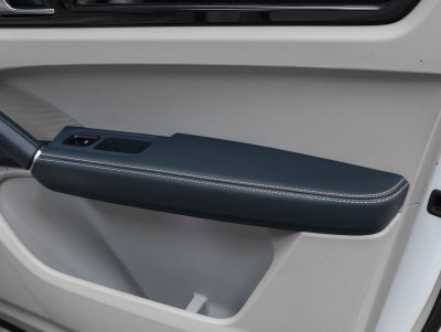 2023 Porsche Cayenne Base
