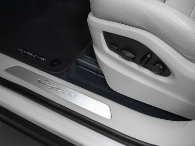 2023 Porsche Cayenne Base