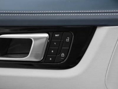 2023 Porsche Cayenne Base