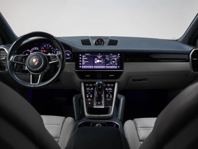 2023 Porsche Cayenne Base