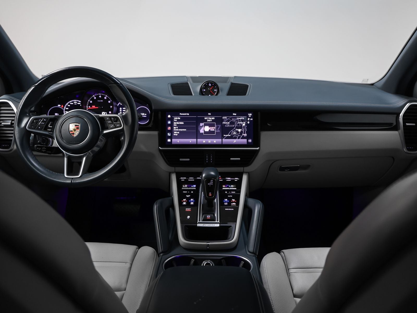 2023 Porsche Cayenne Base