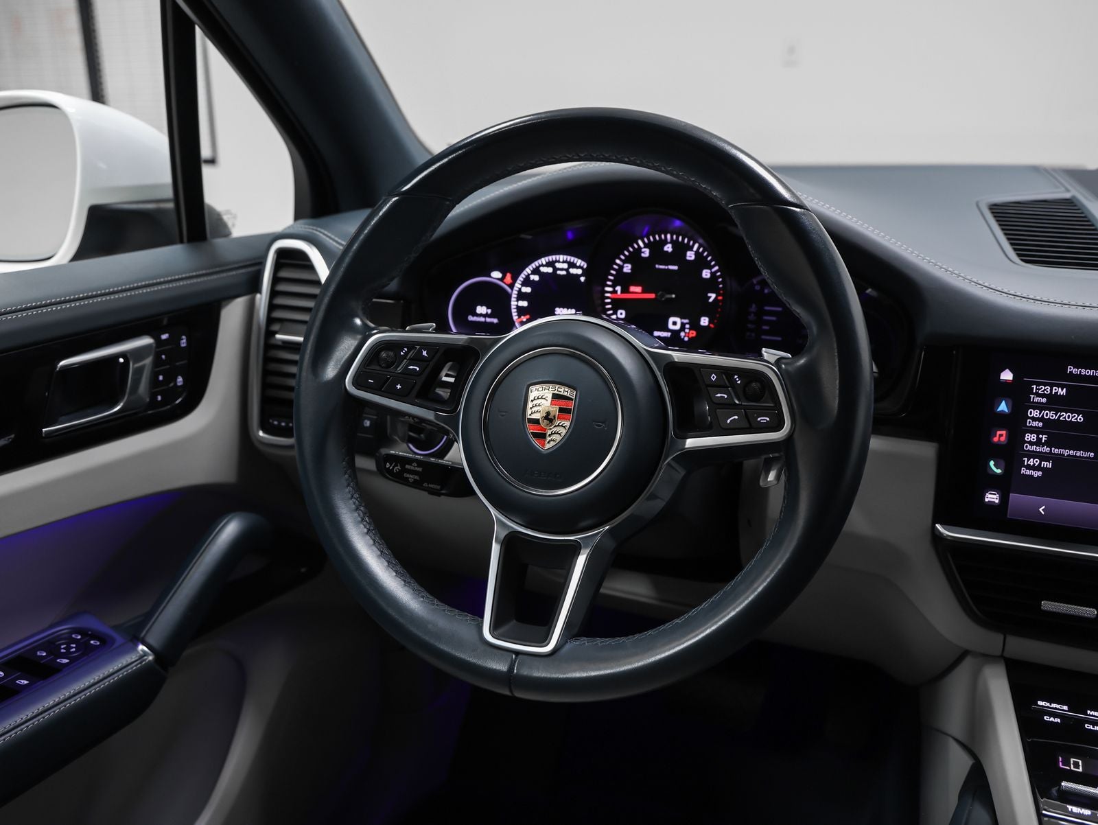 2023 Porsche Cayenne Base