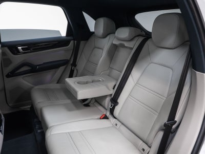 2023 Porsche Cayenne Base