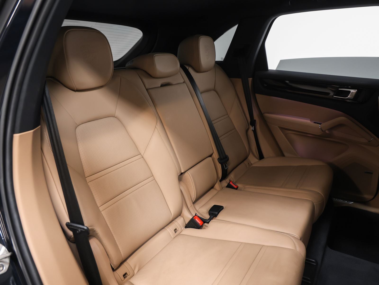 2023 Porsche Cayenne Base