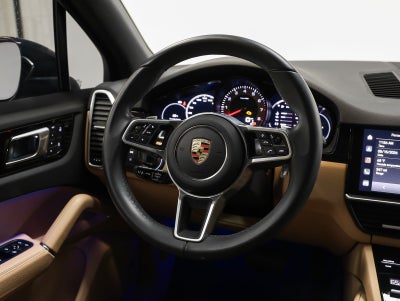 2023 Porsche Cayenne Base