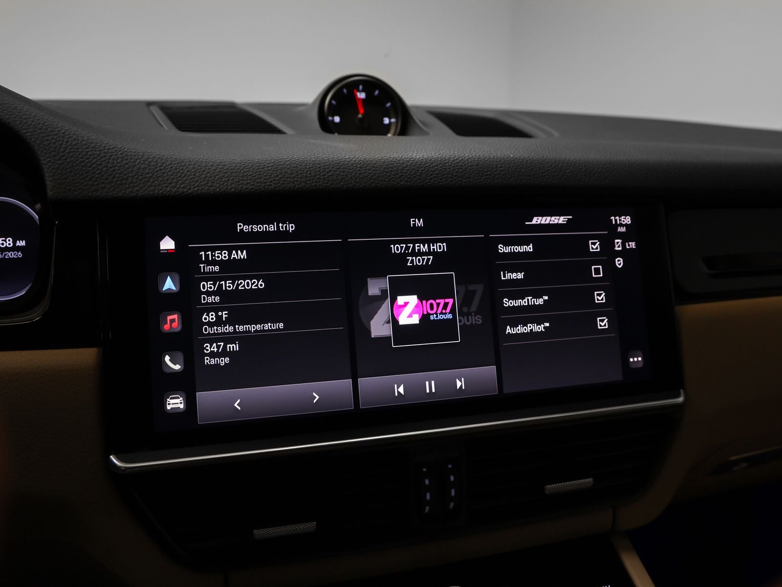 2023 Porsche Cayenne Base