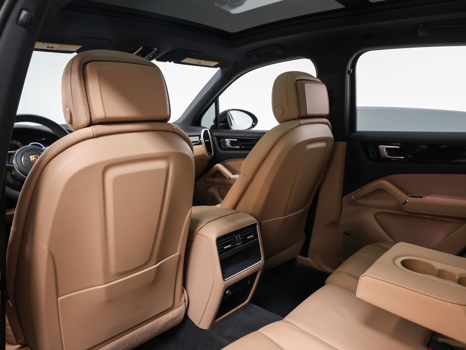2023 Porsche Cayenne Base
