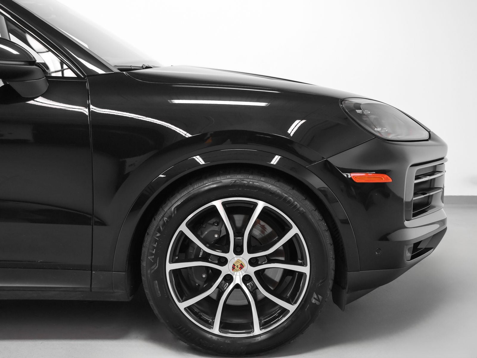 2024 Porsche Cayenne Base
