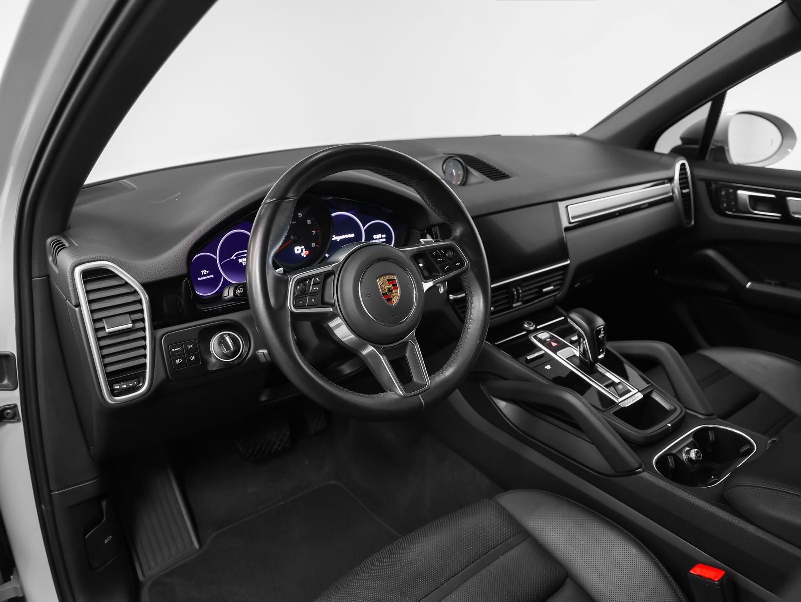 2023 Porsche Cayenne Platinum Edition