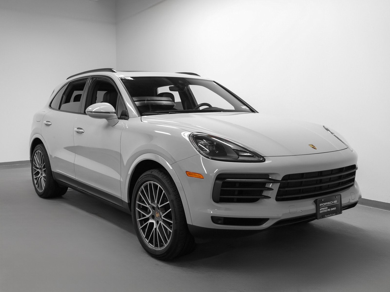 2022 Porsche Cayenne Cayenne Platinum Edition (MY22)