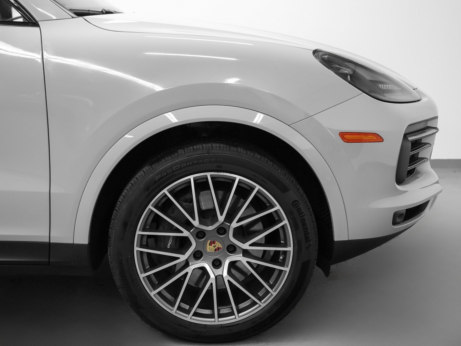 2022 Porsche Cayenne Cayenne Platinum Edition (MY22)