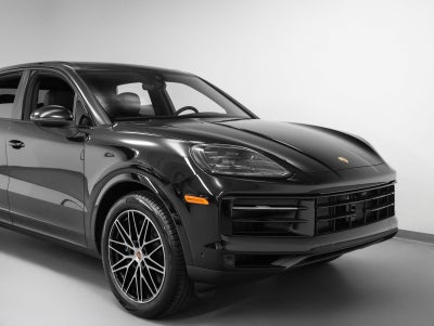 2025 Porsche Cayenne Cayenne