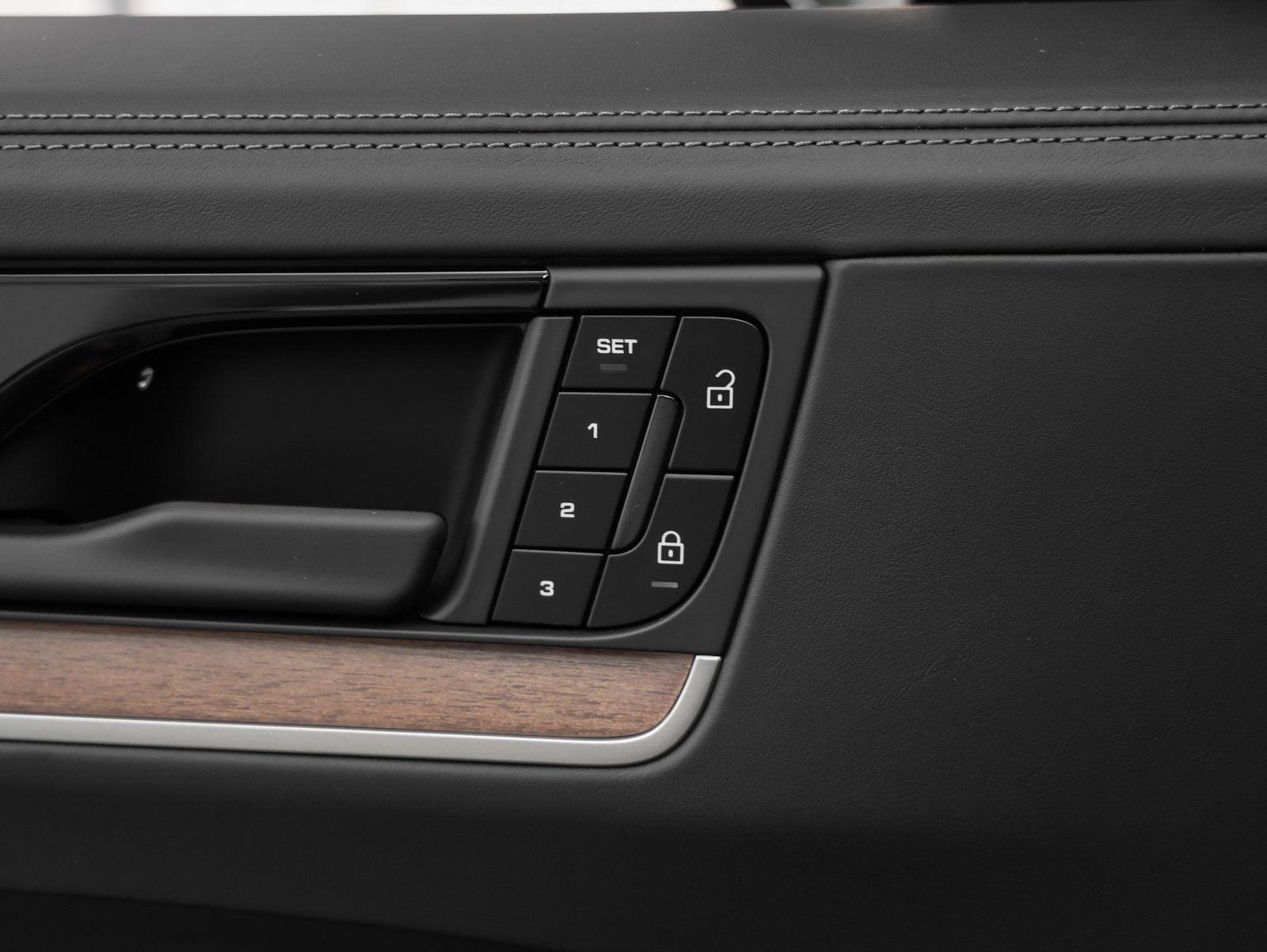 2025 Porsche Cayenne Cayenne