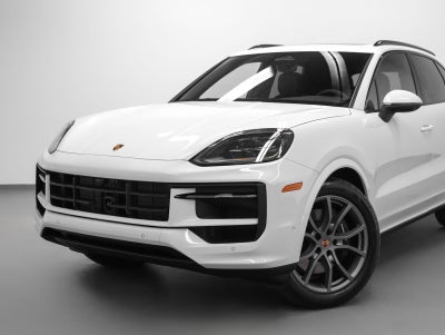 2026 Porsche Cayenne Base