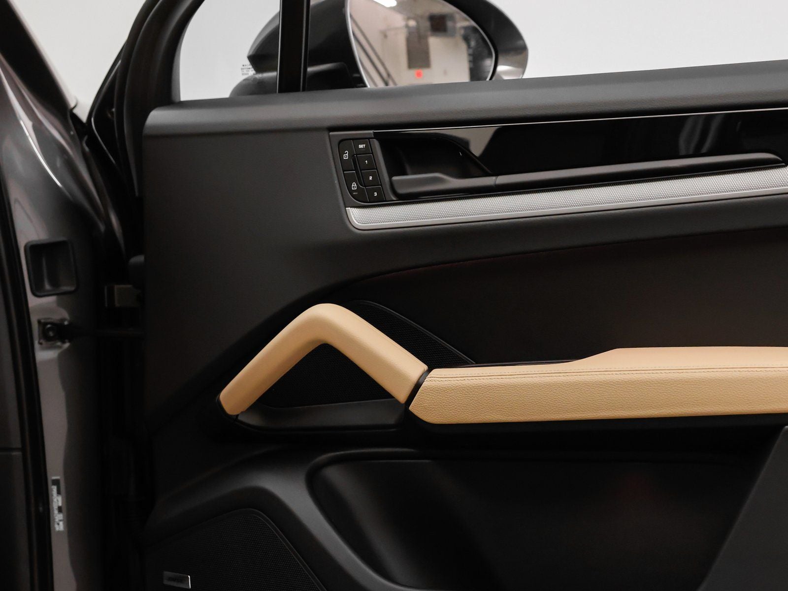 2025 Porsche Cayenne Cayenne