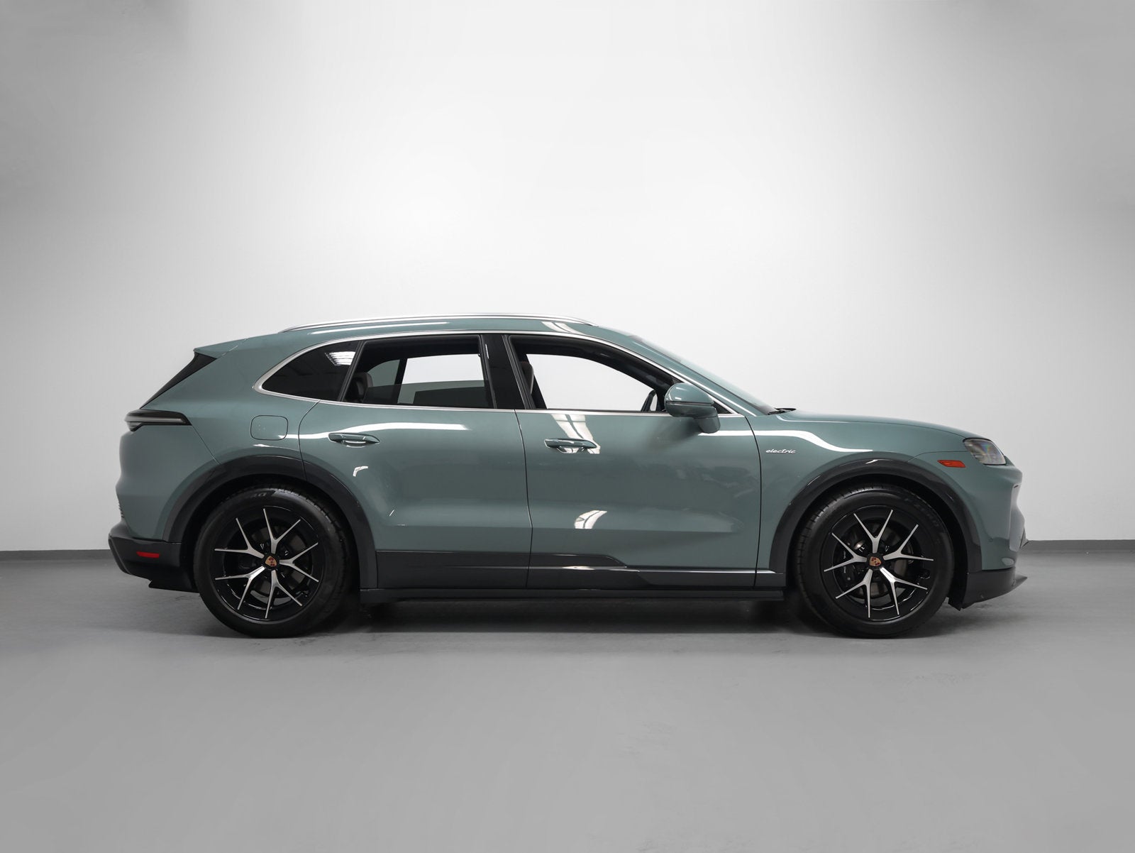 2026 Porsche Cayenne Cayenne Electric