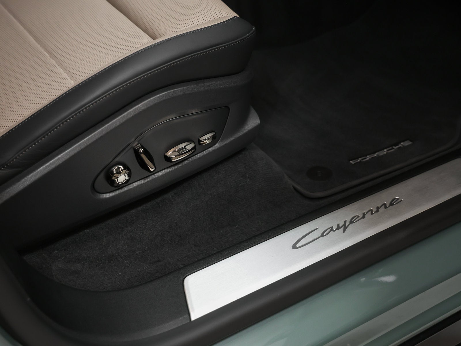 2026 Porsche Cayenne Cayenne Electric