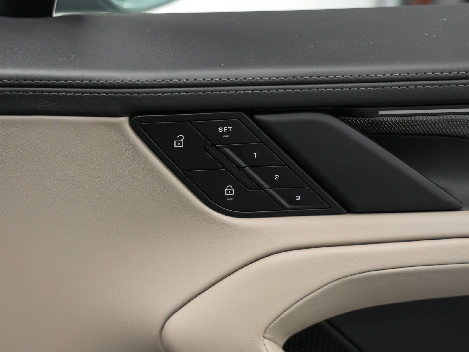 2026 Porsche Cayenne Cayenne Electric