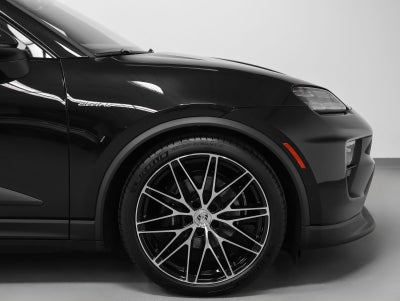 2026 Porsche Macan Macan 4 Electric
