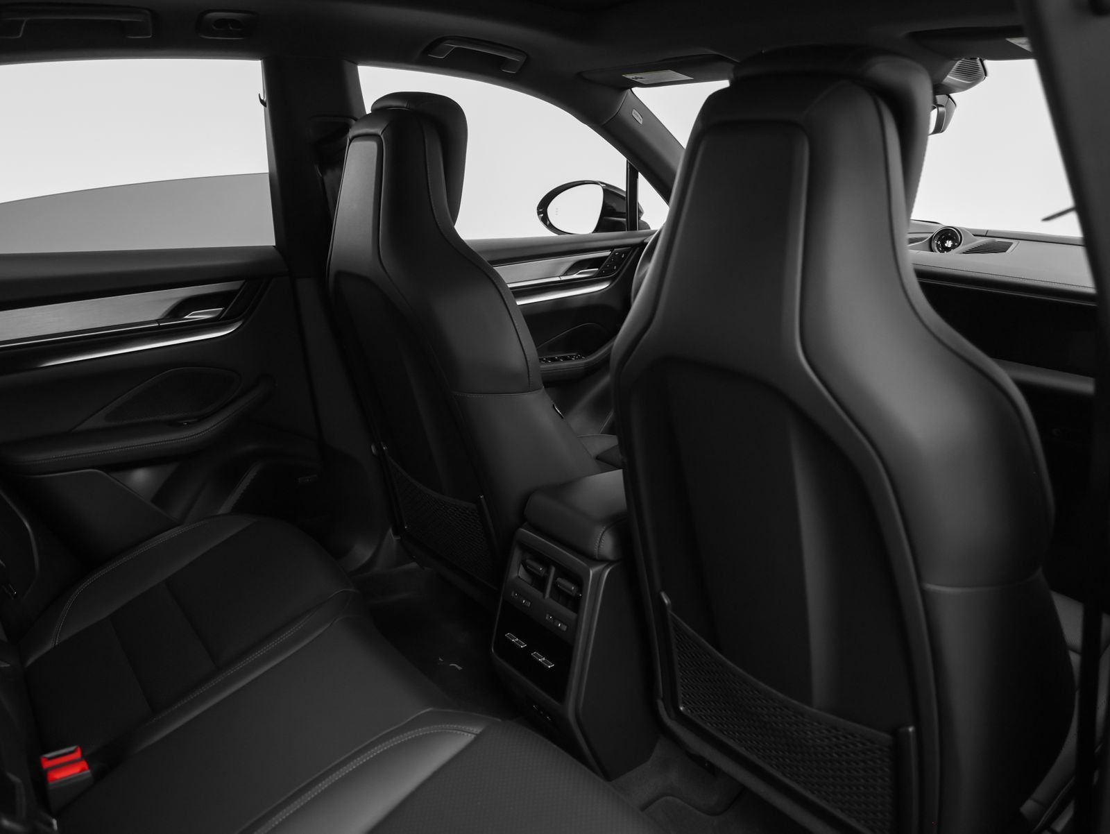 2025 Porsche Macan Electric 4