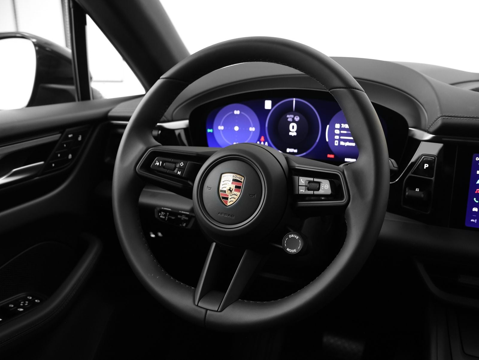 2025 Porsche Macan Electric 4