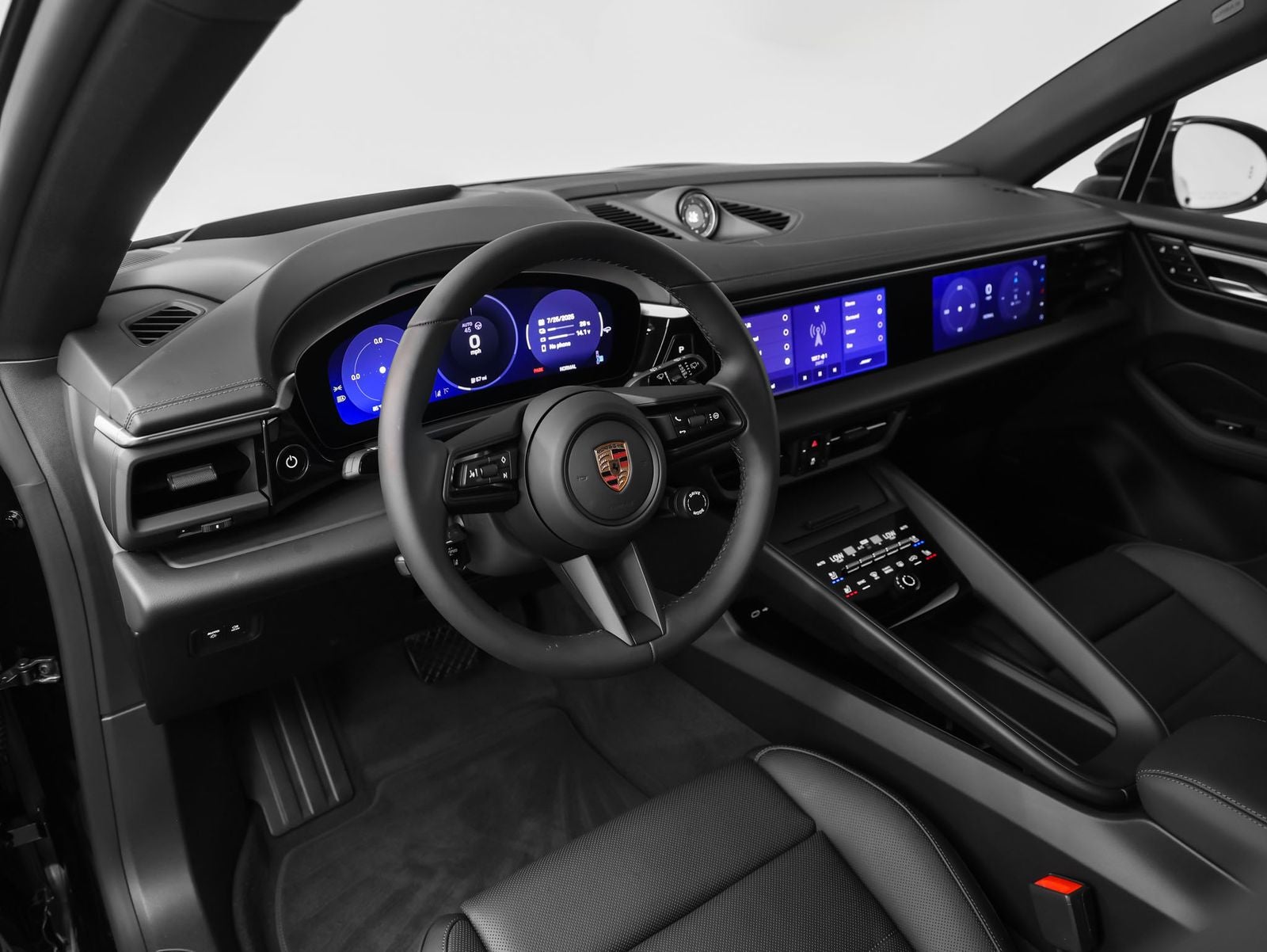 2025 Porsche Macan Electric 4