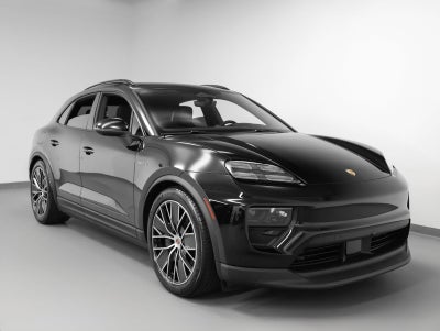 2025 Porsche Macan Electric 4