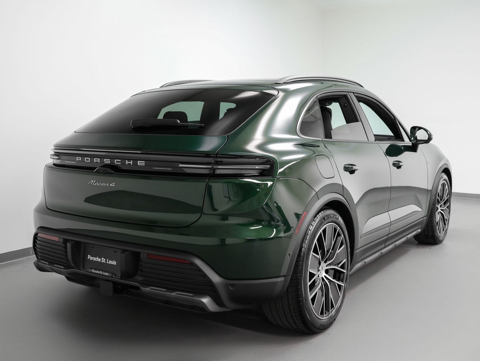2025 Porsche Macan Macan 4 Electric