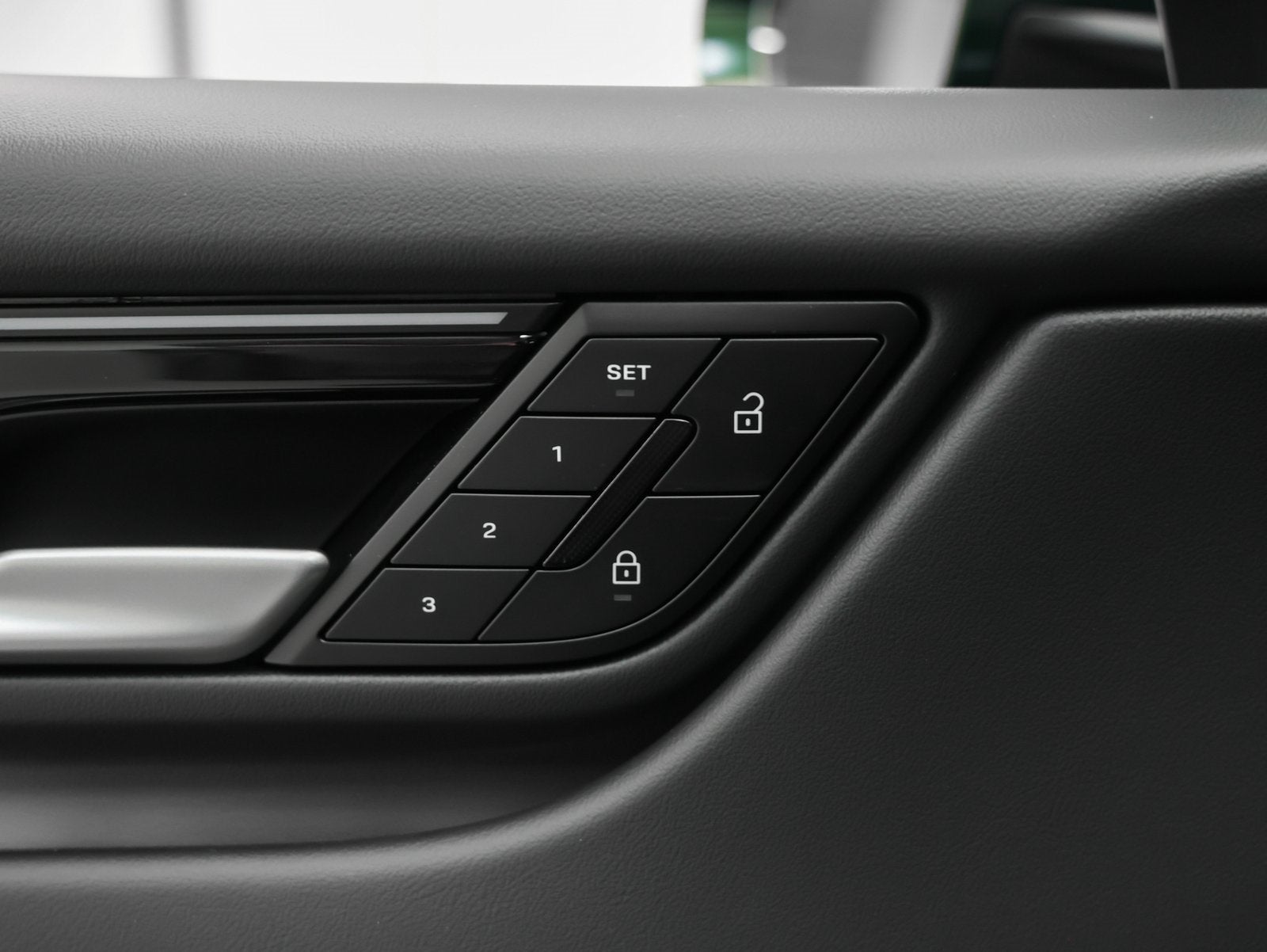 2025 Porsche Macan Macan 4 Electric